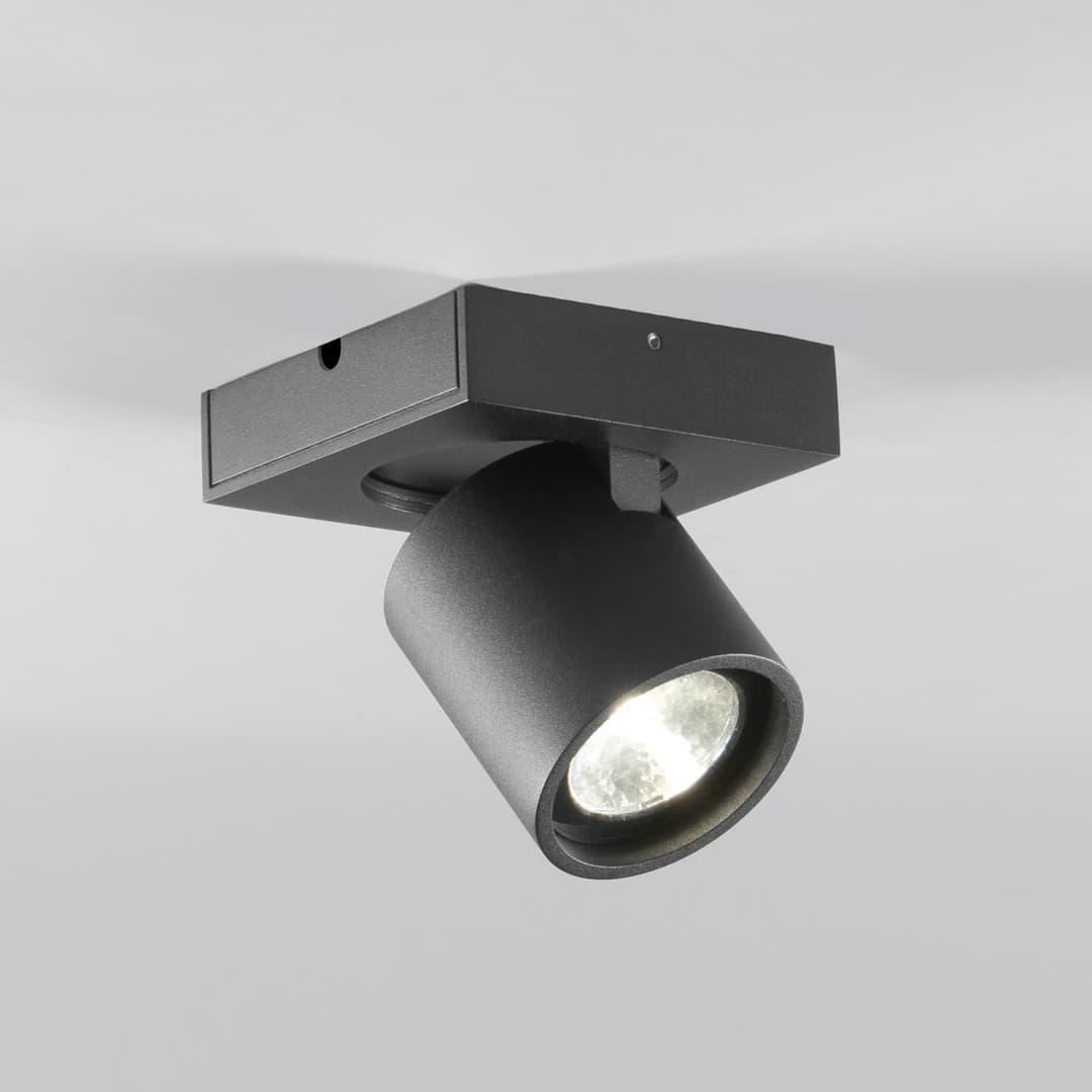 Focus 1 LED-Spot, schwarz, 1-flg. CCT drehbar - Light-Point - Flurbereich - Design - Aluminium - Einflammig