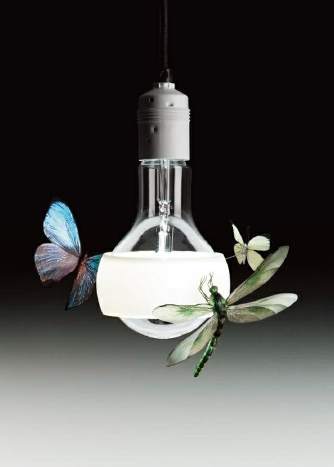 Johnny B. Good Pendelleuchte White - Ingo Maurer - Wohnzimmer - Glas