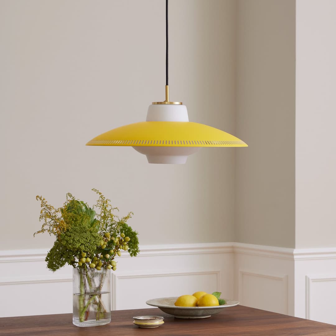 Opal Shade Pendelleuchte, gelb, Ø 26 cm - Warm Nordic - Esszimmer - Skandinavisch - Metall - Einflammig