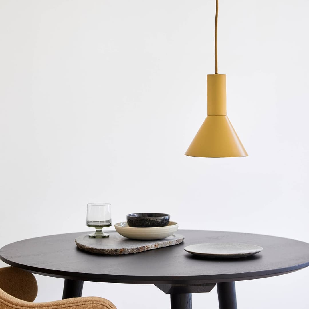 Lyss Pendelleuchte Hellbraun - FRANDSEN - Wohnzimmer - Design - Metall - Einflammig