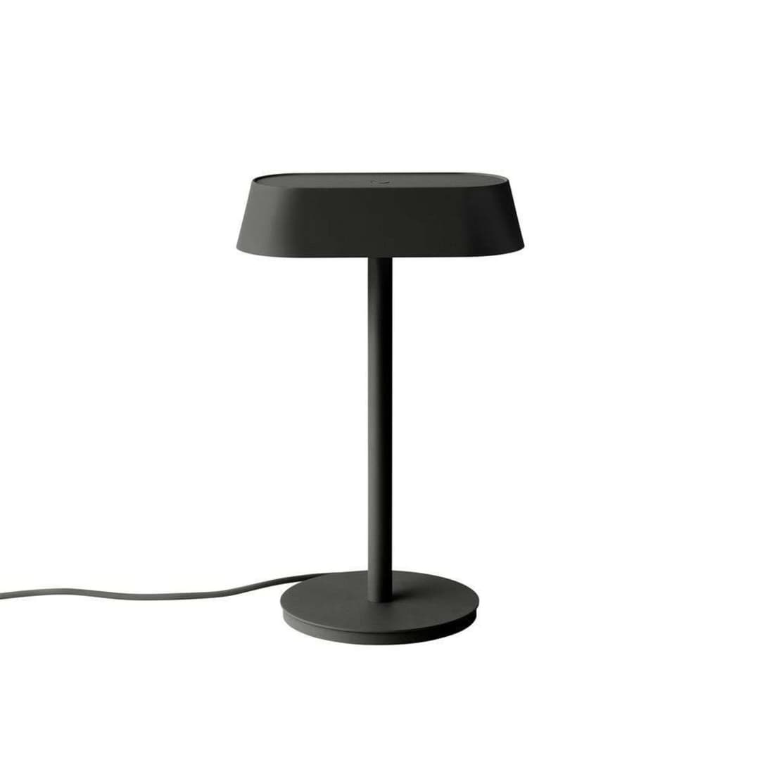 Linear Tischleuchte Black - Muuto - Metall