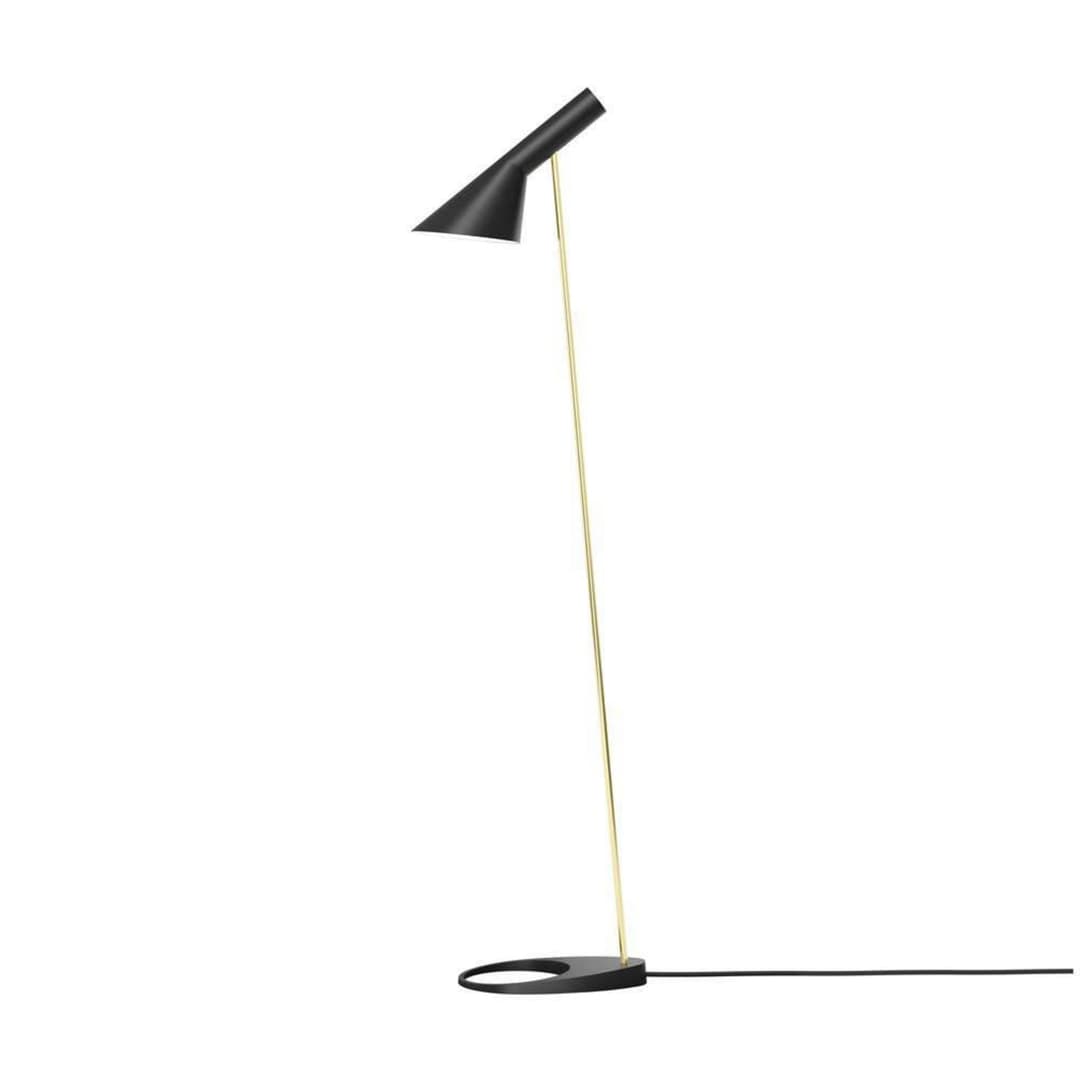 AJ Stehleuchte, messing/schwarz - Louis Poulsen - Wohnzimmer - Design - Metall - Einflammig